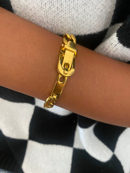 Gold Buckle Bracelet