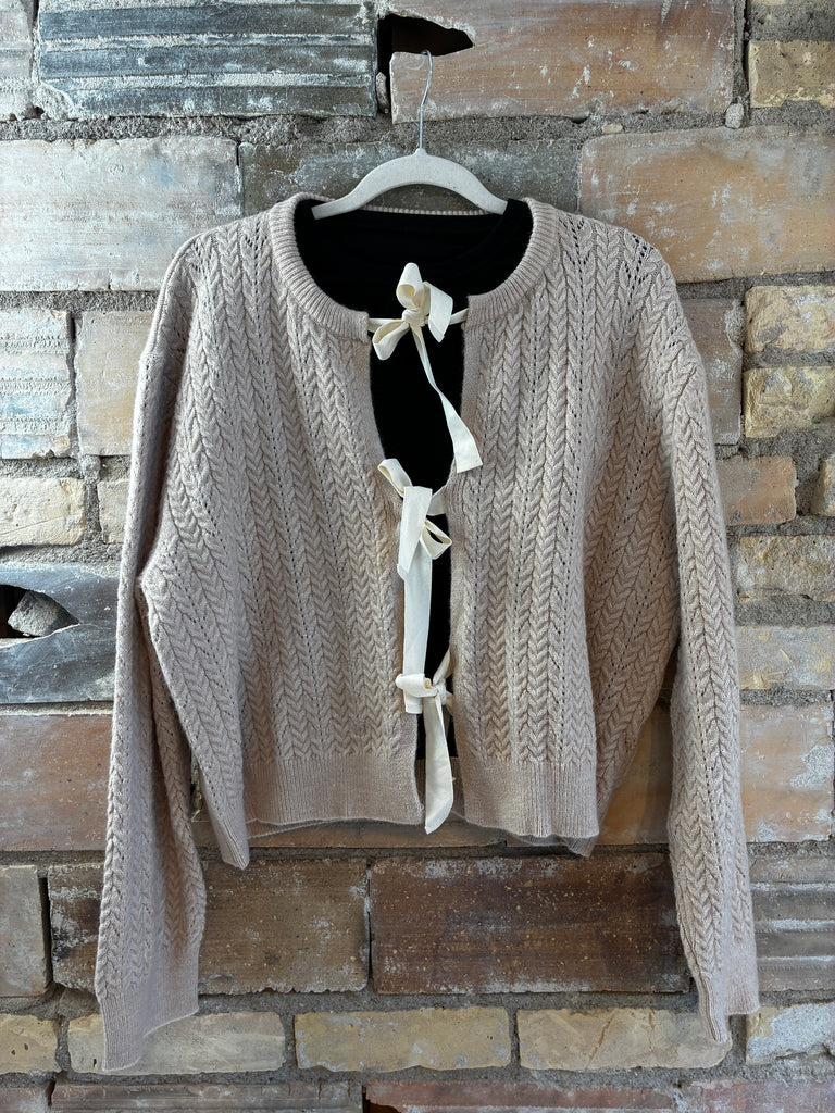 Plus Size Tied Bow Cable Cardigan in Oatmeal